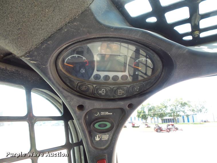 image for item DB8198 2014 Bobcat T550 skid steer