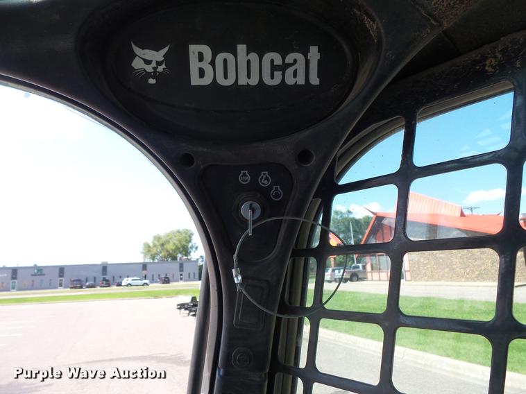image for item DB8198 2014 Bobcat T550 skid steer