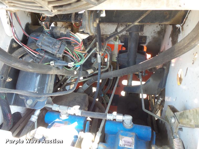 image for item DB8209 2012 Bobcat MT52 compact utility loader