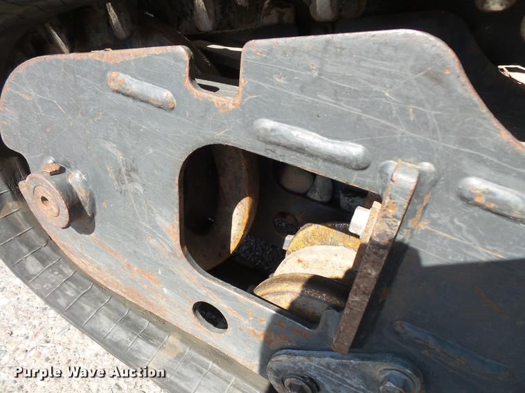 image for item DB8209 2012 Bobcat MT52 compact utility loader