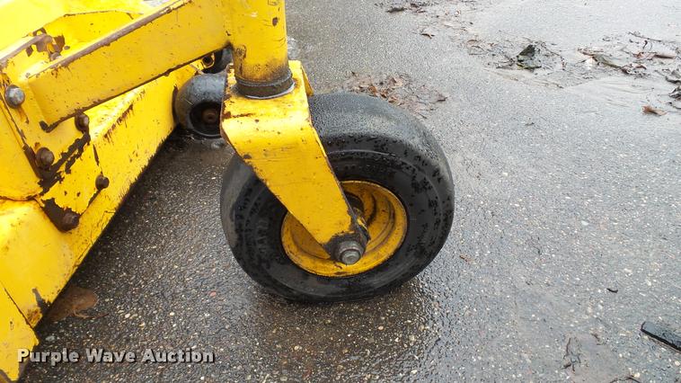 image for item DC2705 Wright Stander lawn mower