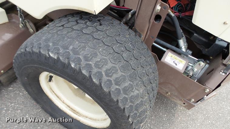 image for item DC2713 Grasshopper 430D lawn mower