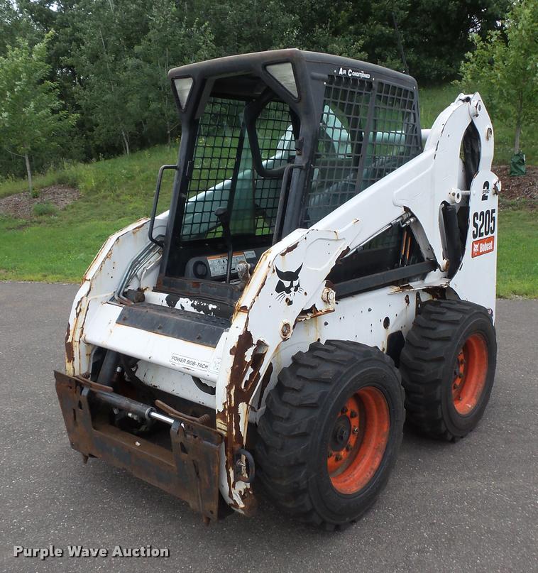 image for item DC2716 2008 Bobcat S205 skid steer