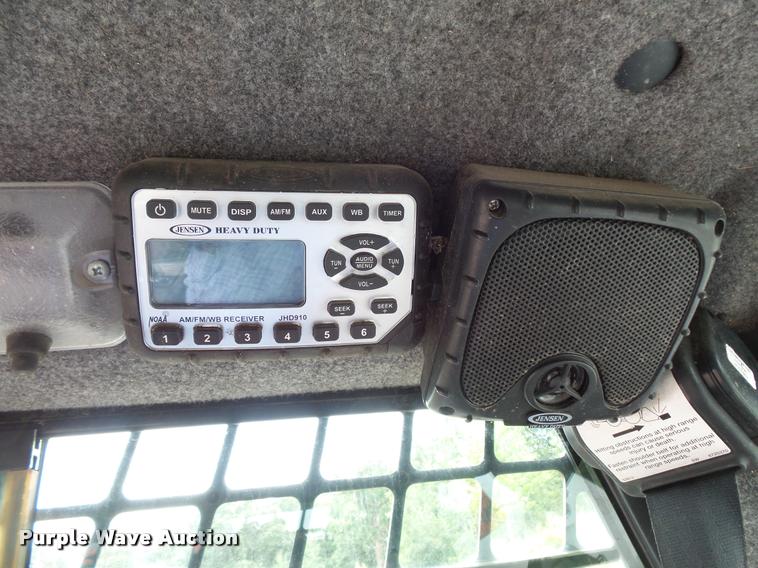 image for item DC2716 2008 Bobcat S205 skid steer