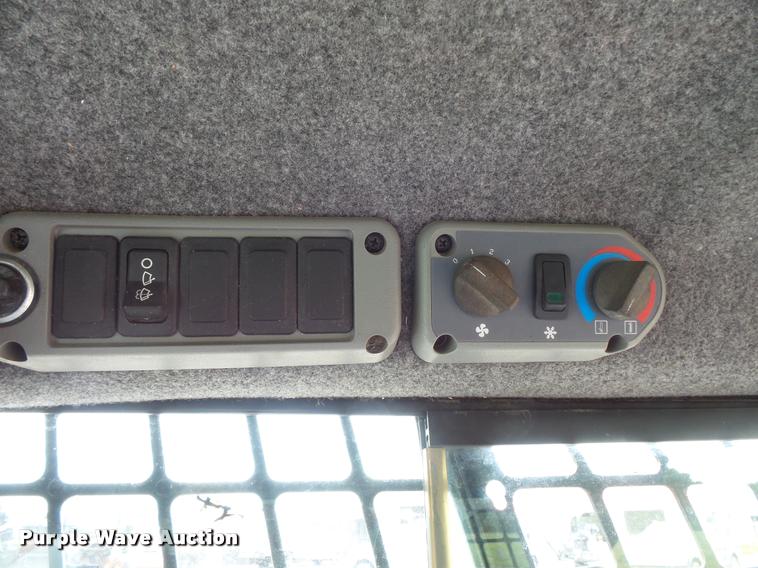 image for item DC2716 2008 Bobcat S205 skid steer