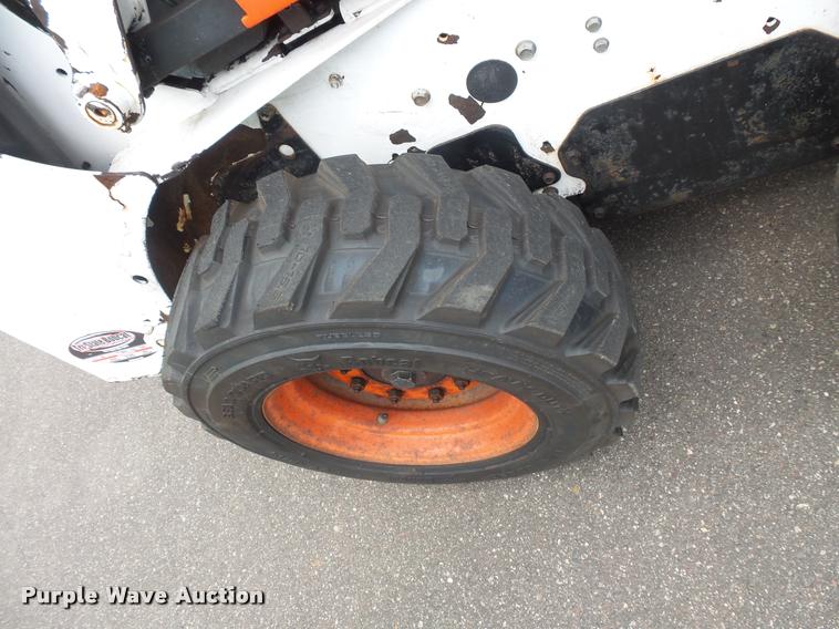 image for item DC2716 2008 Bobcat S205 skid steer
