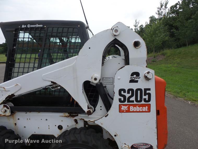 image for item DC2716 2008 Bobcat S205 skid steer