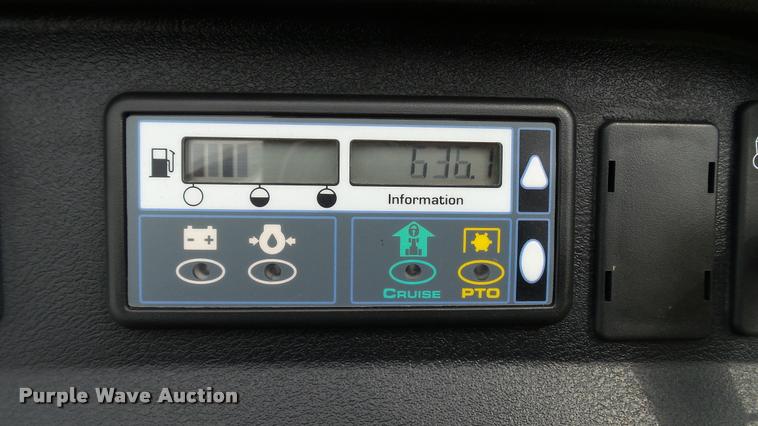 image for item DC2718 Simplicity Prestige lawn mower