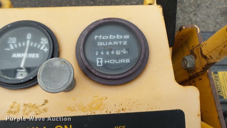 image for item DC2723 Wright Stander lawn mower