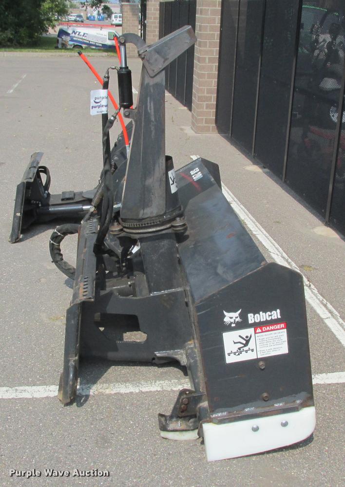 image for item K6114 Bocat SB200 snow blower