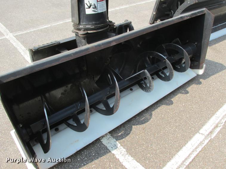 image for item K6114 Bocat SB200 snow blower