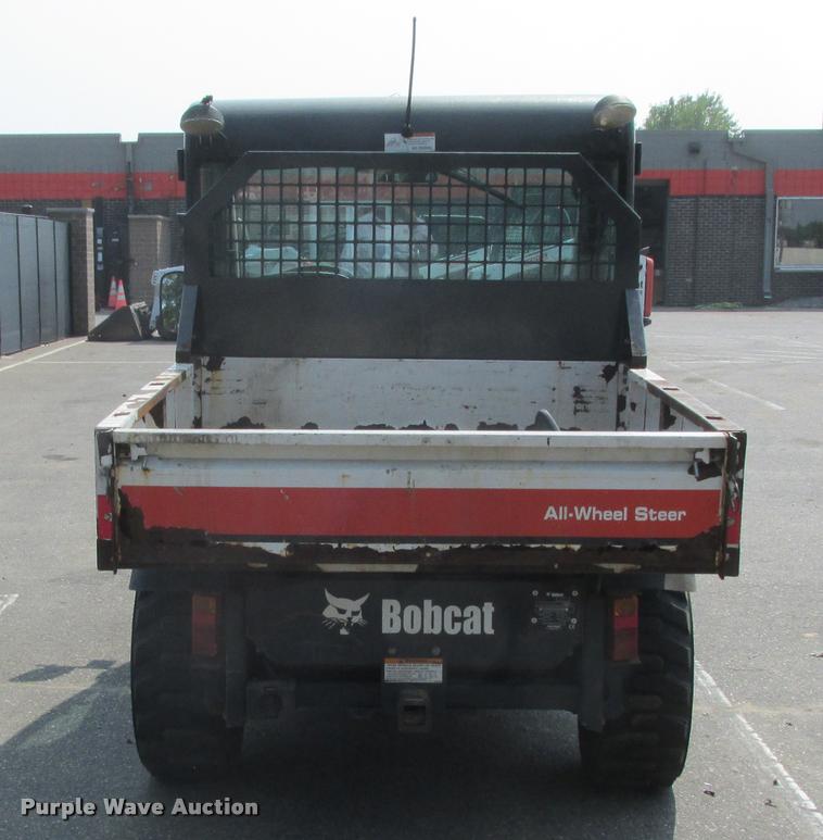 image for item K6115 2005 Bobcat Toolcat 5600 utility work machine