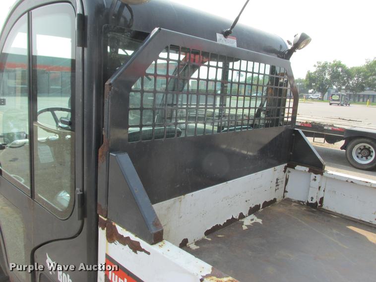 image for item K6115 2005 Bobcat Toolcat 5600 utility work machine