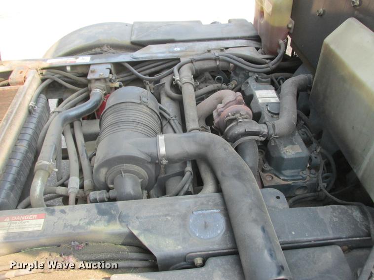 image for item K6115 2005 Bobcat Toolcat 5600 utility work machine