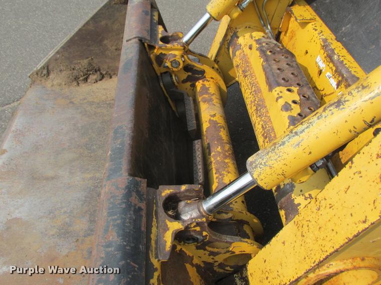 image for item K6116 2002 John Deere 250 skid steer