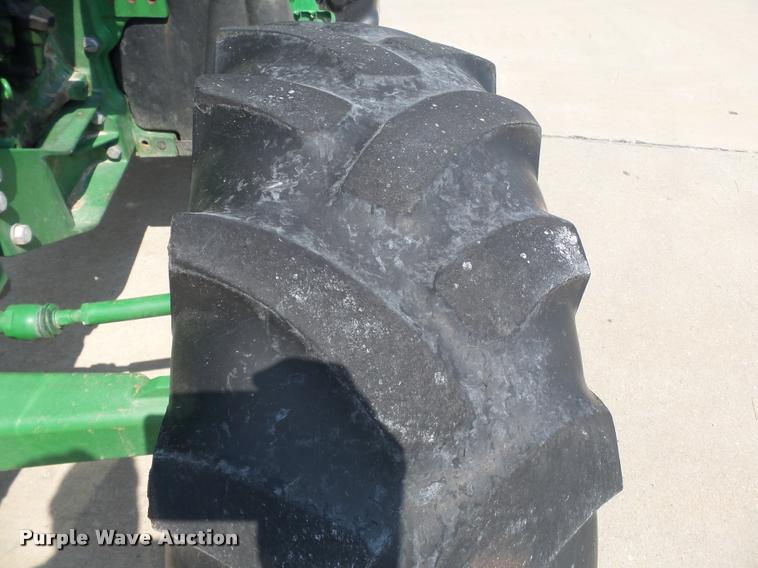 image for item DA2369 2009 John Deere 5095M MFWD tractor