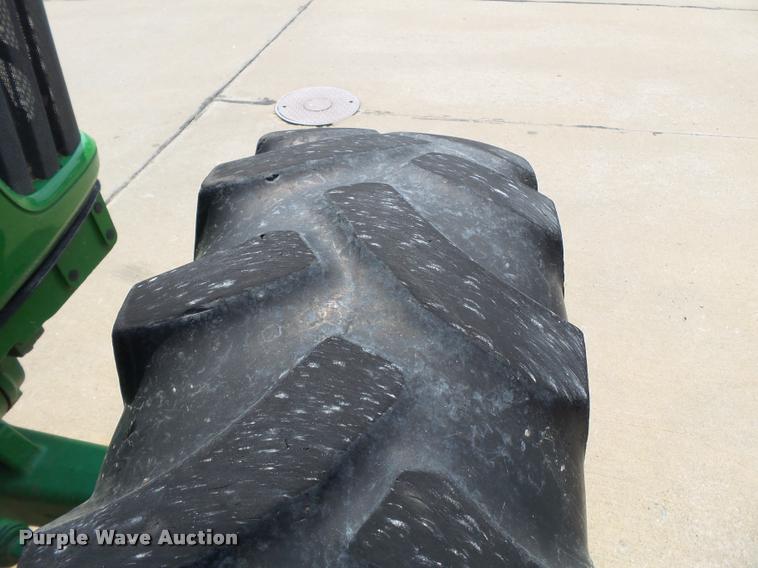 image for item DA2369 2009 John Deere 5095M MFWD tractor