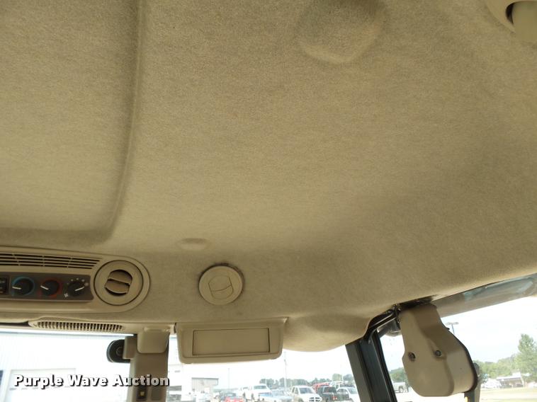 image for item DA2369 2009 John Deere 5095M MFWD tractor