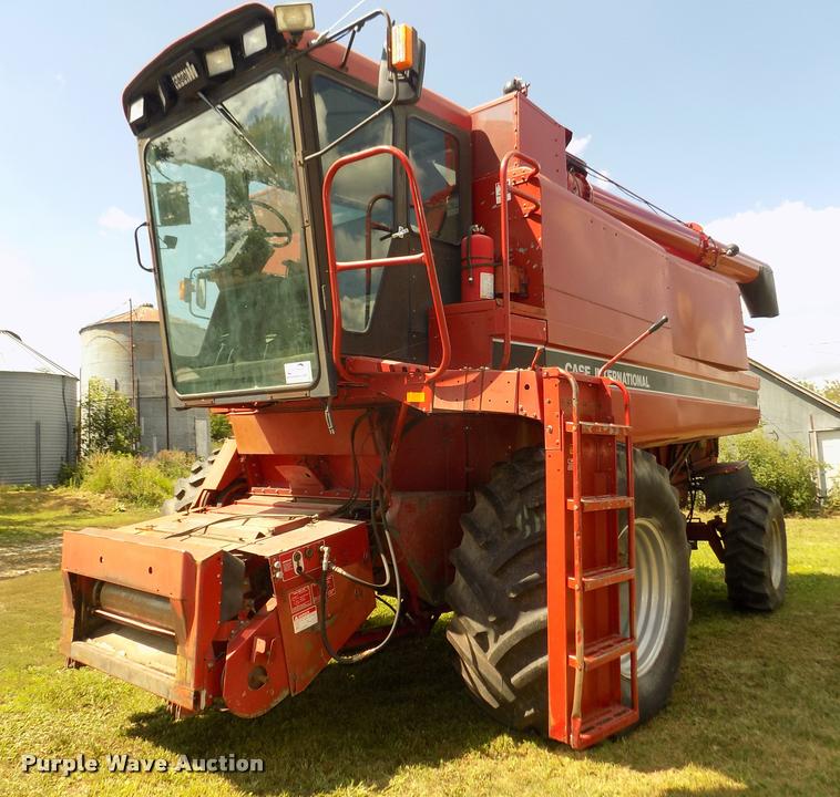 image for item DA3074 1990 Case IH 1680 Axial Flow combine