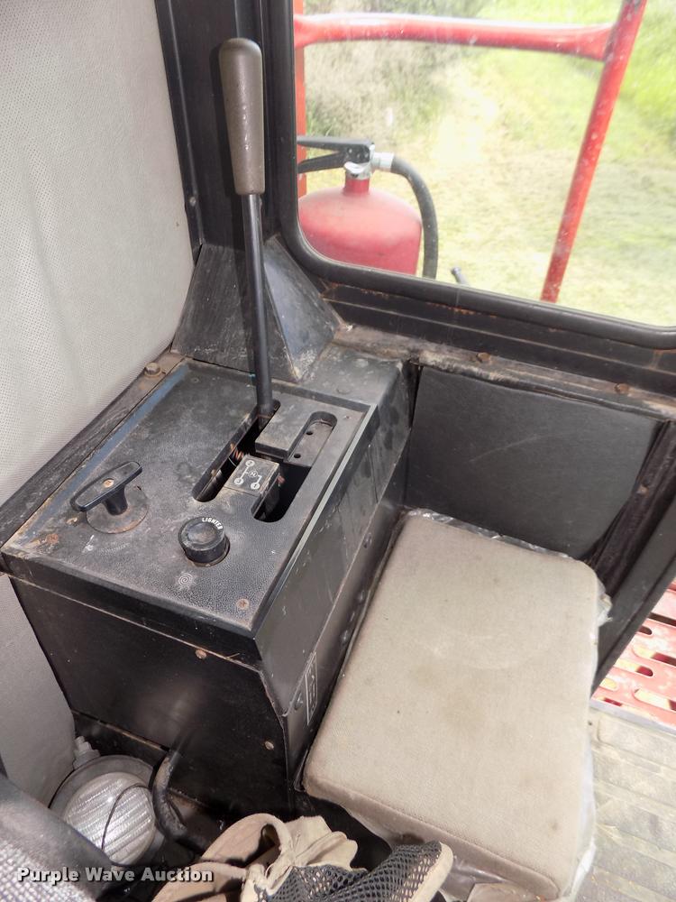 image for item DA3074 1990 Case IH 1680 Axial Flow combine