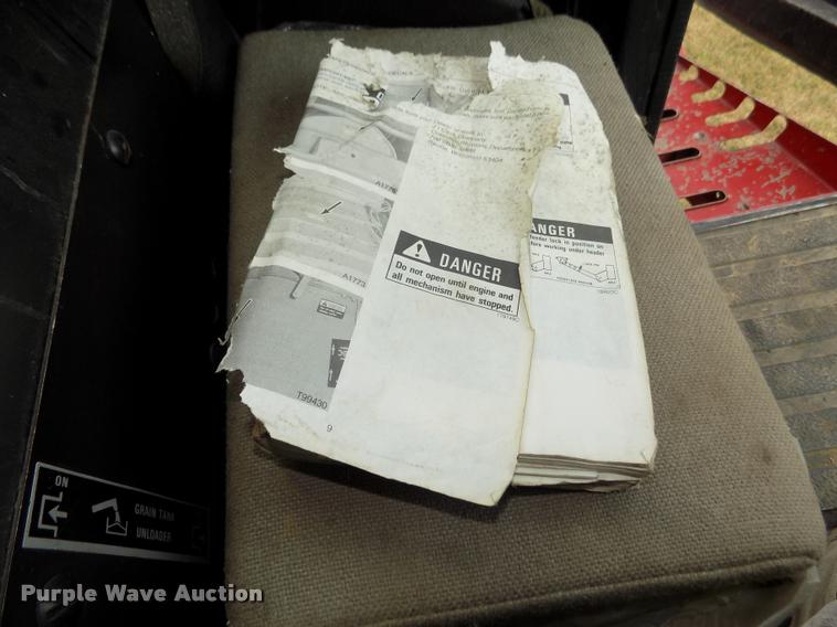 image for item DA3074 1990 Case IH 1680 Axial Flow combine