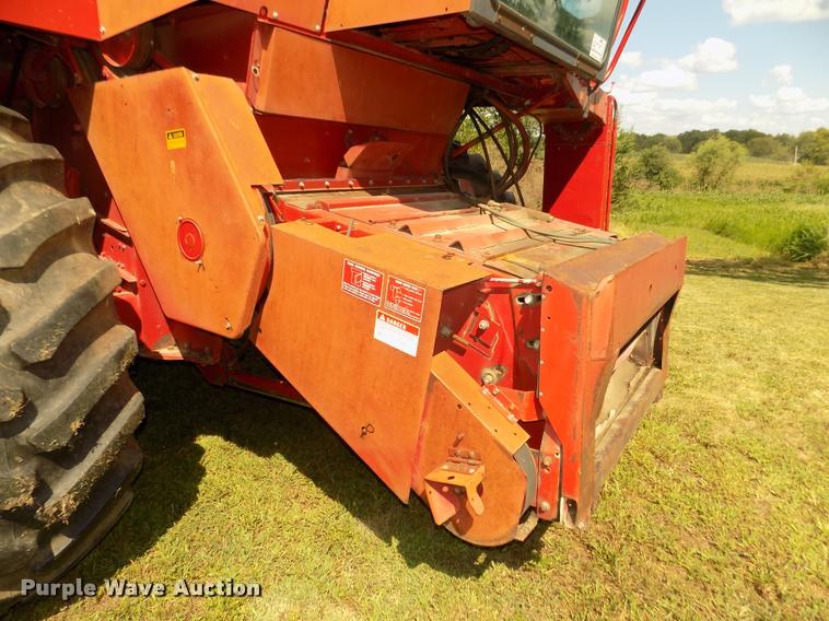 image for item DA3074 1990 Case IH 1680 Axial Flow combine