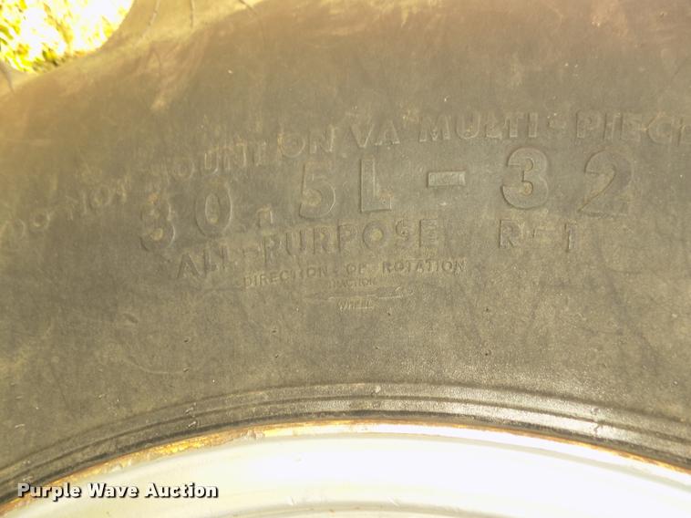 image for item DA3074 1990 Case IH 1680 Axial Flow combine