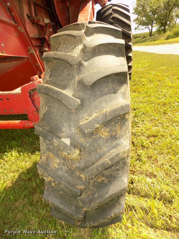 image for item DA3074 1990 Case IH 1680 Axial Flow combine