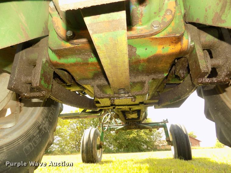 image for item DA3084 1973 Oliver 1955 tractor