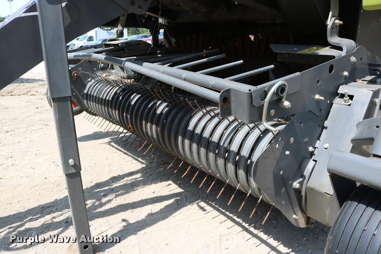 image for item DA6863 2014 Claas 455 Rollant Uniwrap round baler