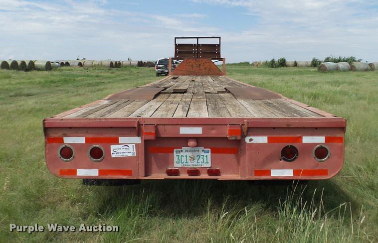 image for item DA6864 1970 Bills 107 drop deck trailer