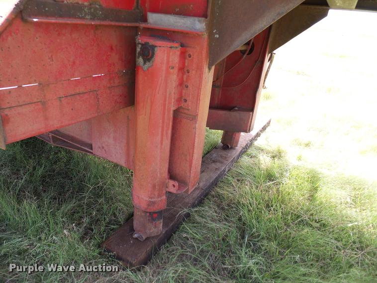 image for item DA6864 1970 Bills 107 drop deck trailer