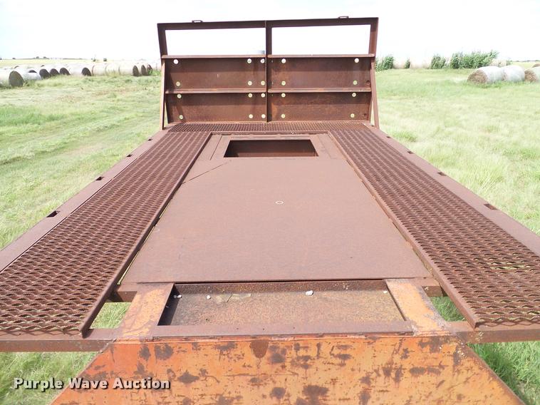 image for item DA6864 1970 Bills 107 drop deck trailer