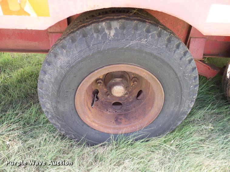 image for item DA6864 1970 Bills 107 drop deck trailer