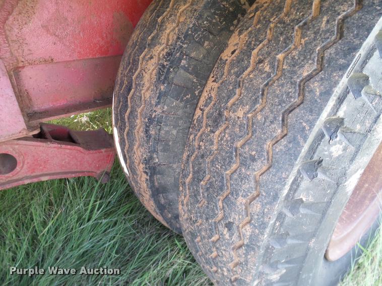 image for item DA6864 1970 Bills 107 drop deck trailer