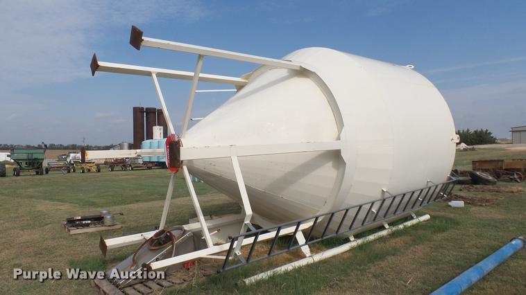 image for item DB3434 Friesen steel cone bottom grain bin