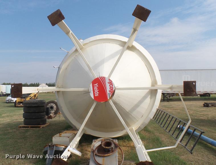 image for item DB3434 Friesen steel cone bottom grain bin