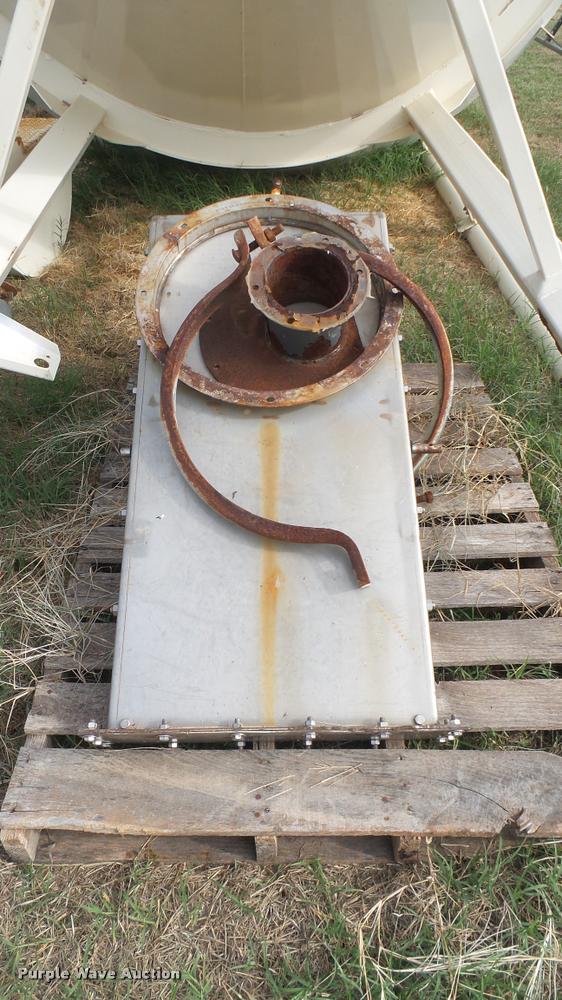 image for item DB3434 Friesen steel cone bottom grain bin