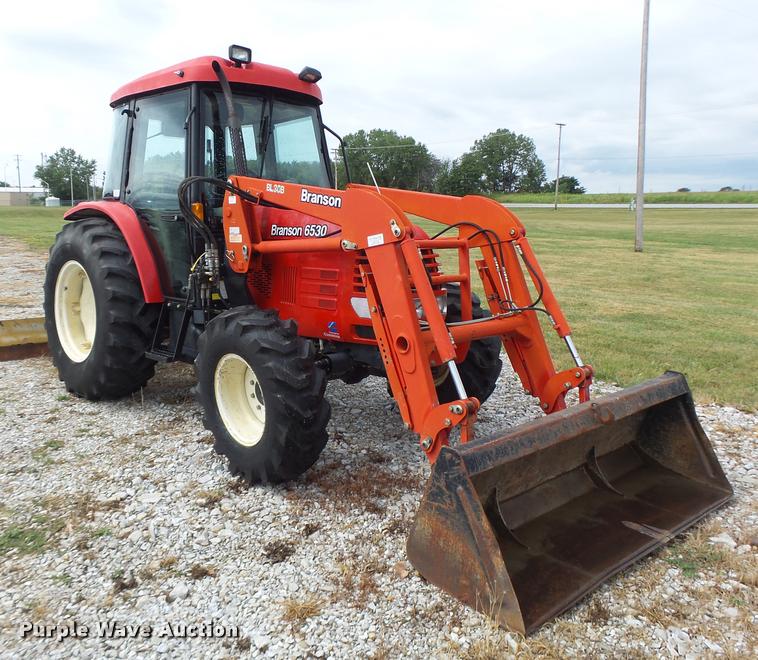 image for item DB5864 Branson 6530 MFWD tractor