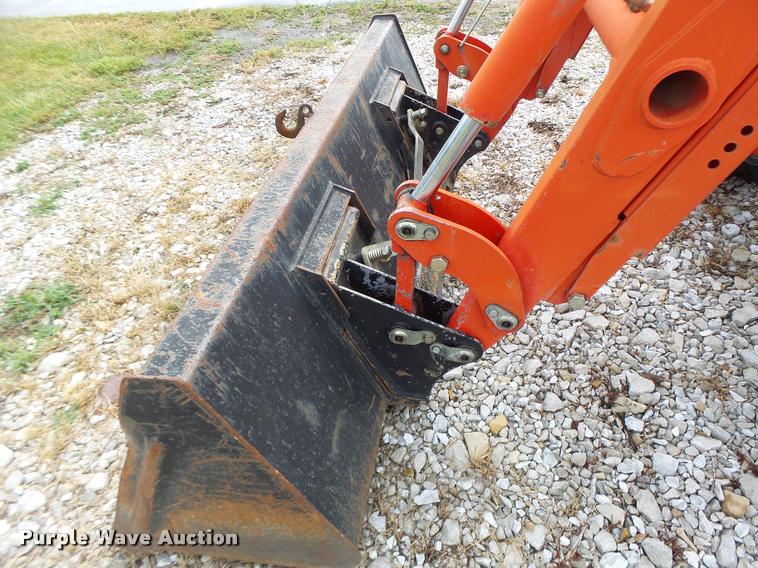 image for item DB5864 Branson 6530 MFWD tractor