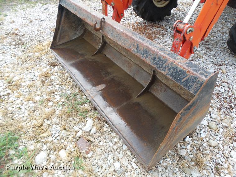 image for item DB5864 Branson 6530 MFWD tractor