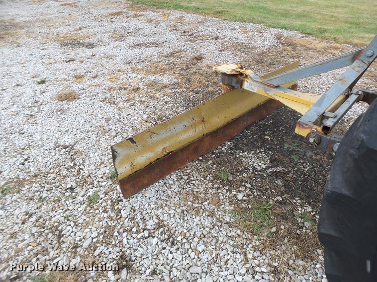 image for item DB5864 Branson 6530 MFWD tractor