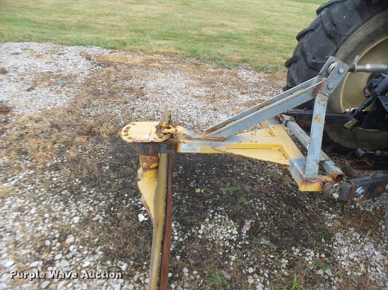 image for item DB5864 Branson 6530 MFWD tractor