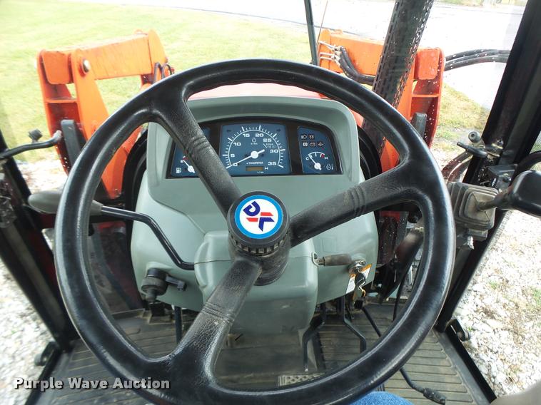 image for item DB5864 Branson 6530 MFWD tractor