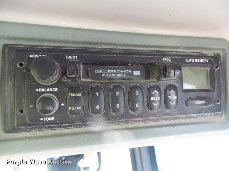 image for item DB5864 Branson 6530 MFWD tractor