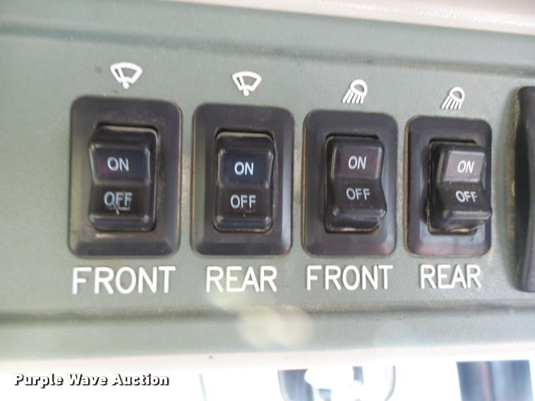 image for item DB5864 Branson 6530 MFWD tractor