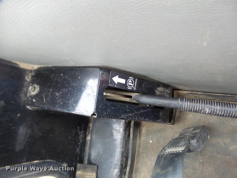 image for item DB5864 Branson 6530 MFWD tractor