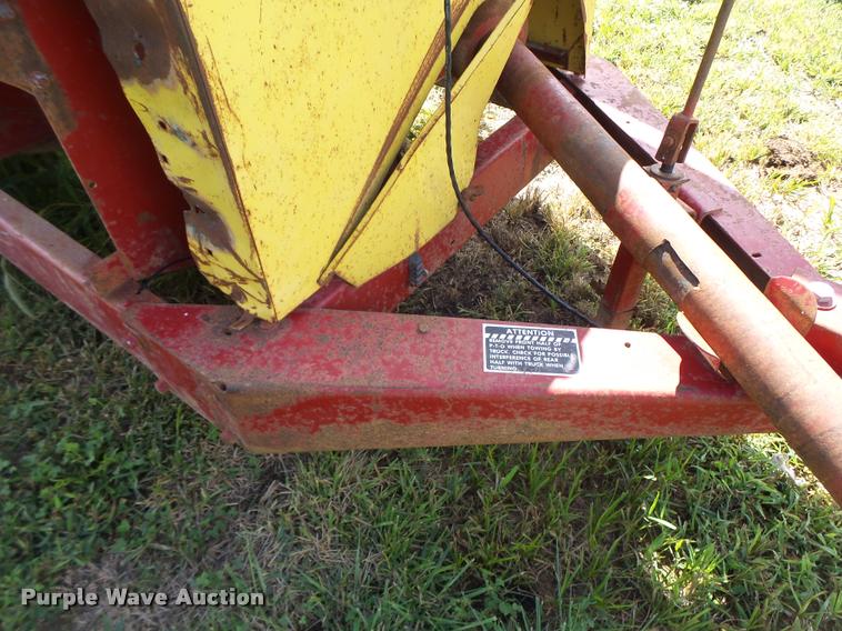 image for item DB5888 New Holland 355 feed grinder mixer