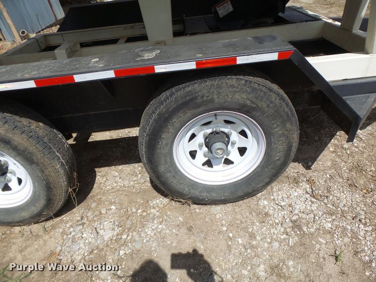 image for item DB5890 Friesen Titan 4SE seed tender