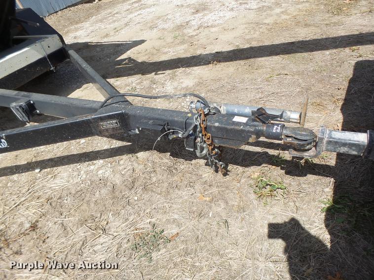 image for item DB5890 Friesen Titan 4SE seed tender